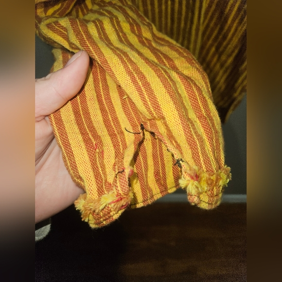 Mustard yellow canvas pullover - Picture 3 of 4